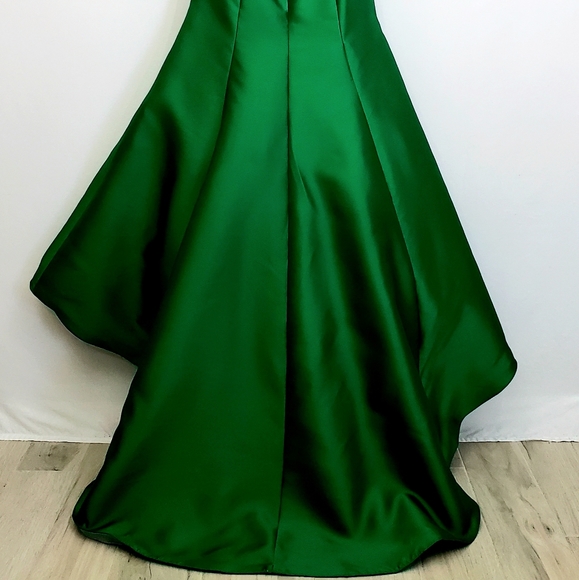Emerald Green Sweetheart Mermaid Evening Gown JTE276 main image 1